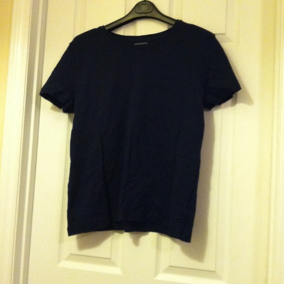 HOLD 4-15 Perfect fit navy t shirt