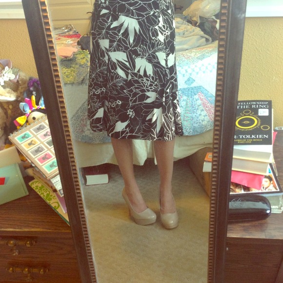 ***Reduced!*** Cute skirt!