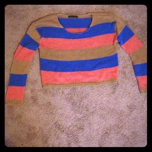 Blue and pink long sleeved crop top