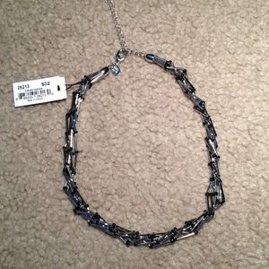 NWT unique silver 5-strand chocker necklace