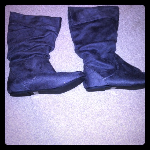Foggy grey folded boots! SIZE 6