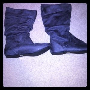 Foggy grey folded boots! SIZE 6