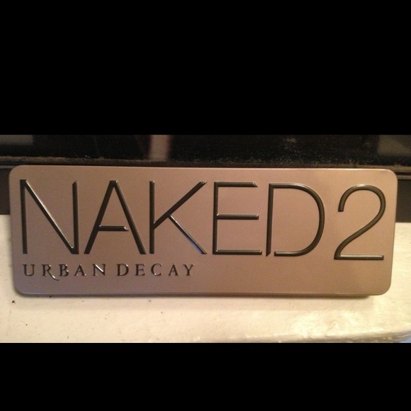Urban decay naked 2 palette