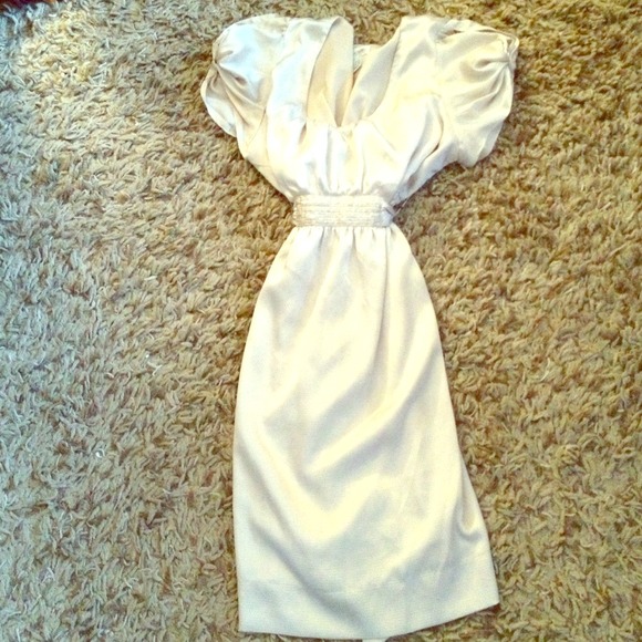 Champagne maternity dress xlarge