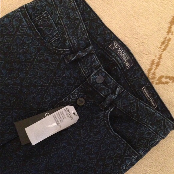 SOLD Guess Pattern Denim - Picture 3 of 4