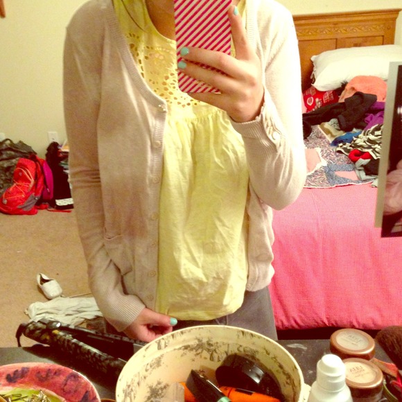 H&M tan cardigan
