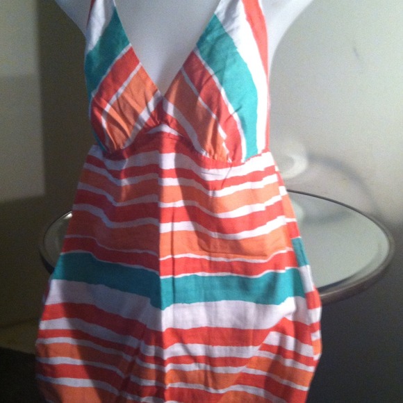 Dress multi in color