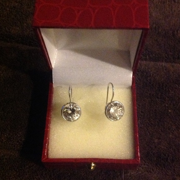 Sterling silver round cz earrings