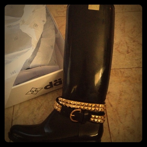 Däv Rain Boots 💢only sharing💢