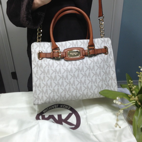 Authentic~Michael Kors Hamilton - Picture 3 of 4