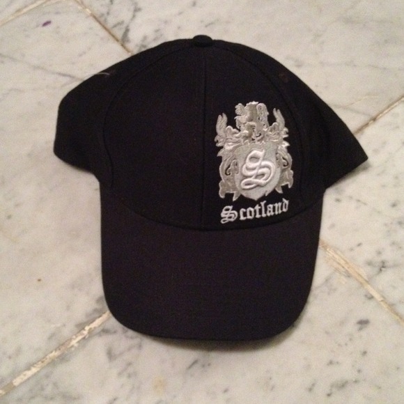 REDUCED😃 Scotland hat   🌴No Trades🌴