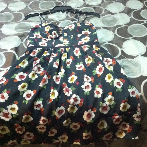 Sold!!! - Picture 2 of 3