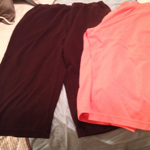 SOLD in a bundle Brown and Coral capris - Picture 1 of 1