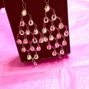Chandelier earrings with box!