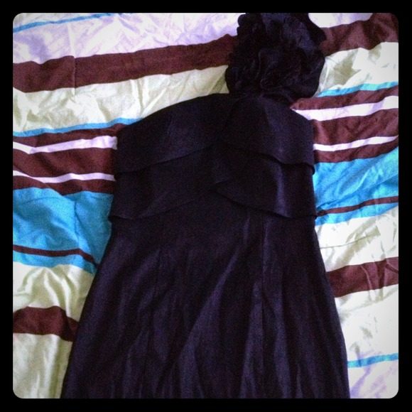 Short formal dress 💥TRADED💥