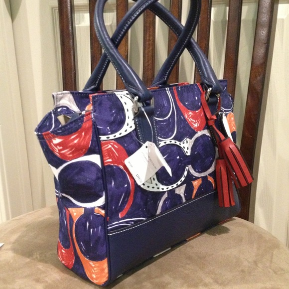 ✨SOLD✨Coach legacy signature c Candace carryall - Picture 2 of 4
