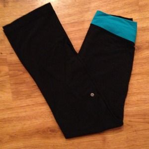 Lululemon Astro (size 8)