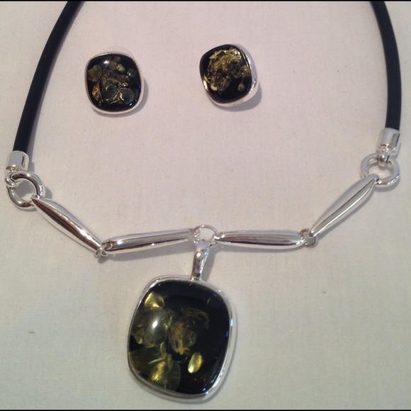 NEW!!! Pendant and earring set #1
