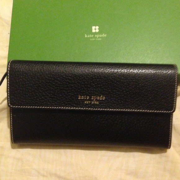 Kate Spade ••SOLD••