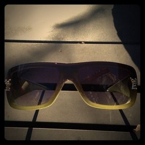 Sunglasses  NO! Scratches !!! Authentic!!