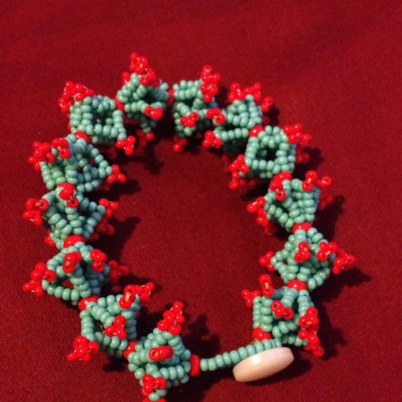 Beaded bracelet