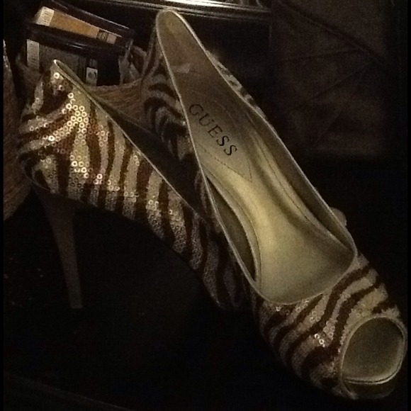 Guess Sassy Heels size 8