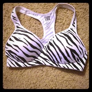 REDUCED Victoria's Secret sports bra