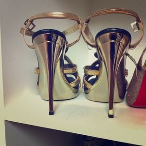 100% Authentic Versace Gold Heels. Beautiful!!