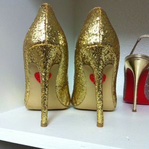 Pigalle Gold Glitter Pumps!!!!