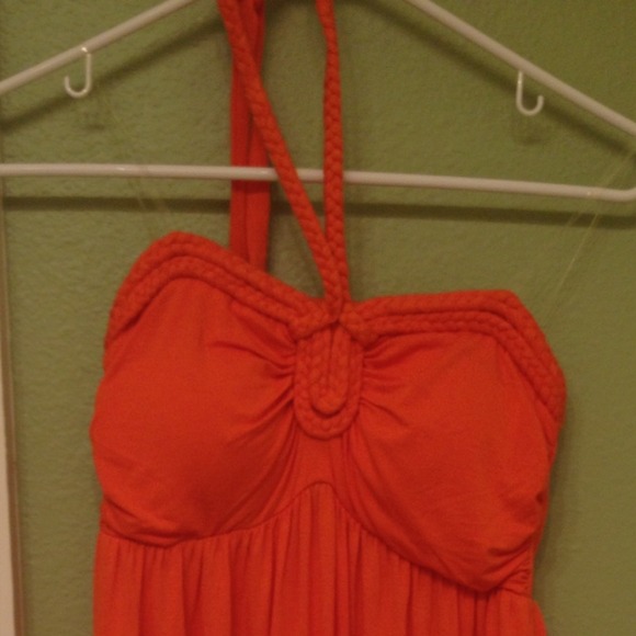 Short orange dress perfect for the beach! - Picture 4 of 4