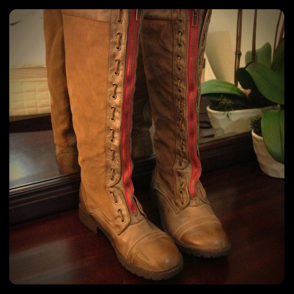 Sold🚫BRITISH STYLE BOOTS