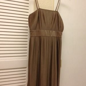 SOLD.Price Reduced!! NWOT Forever 21 S/P dress