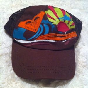 Roxy snap back hat