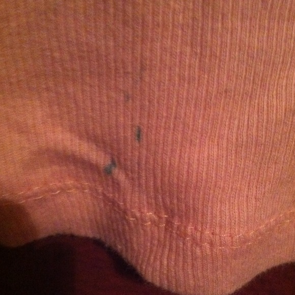 Light pink tank with gold solid gold letters - Picture 2 of 2