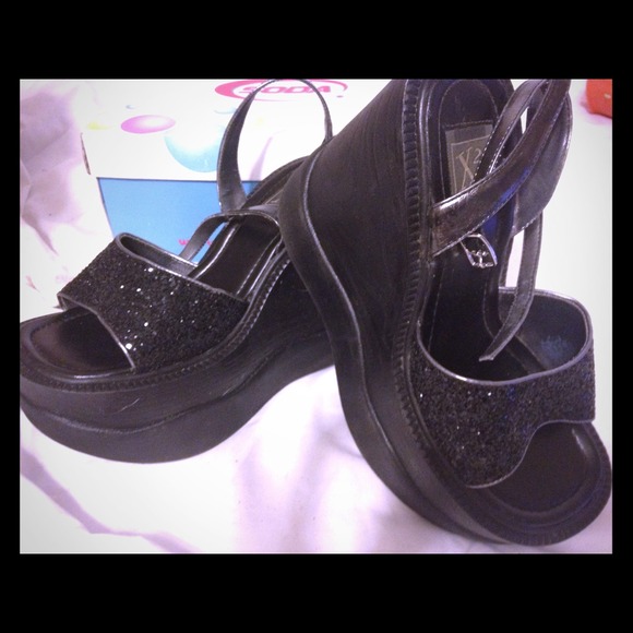 Platform Sequined Sandels