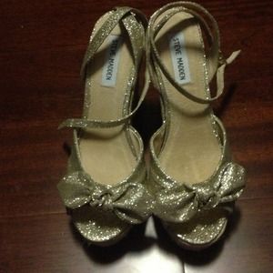 Glistening Gold Steve Madden Wedges