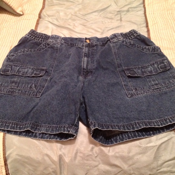 💀Sold in a bundle💀Denim shorts - Picture 1 of 2