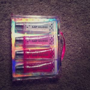 New lip gloss gift set!