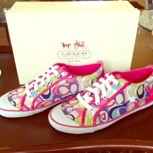 ⭐Authentic Coach Sneakers⭐⭐