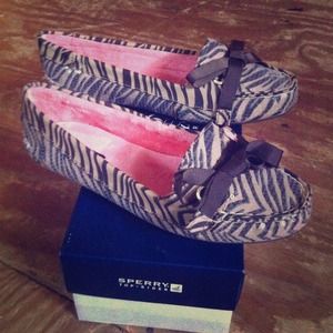 Sperry Top Sider "skipper" flats