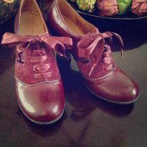 Naya burgundy shoes 9