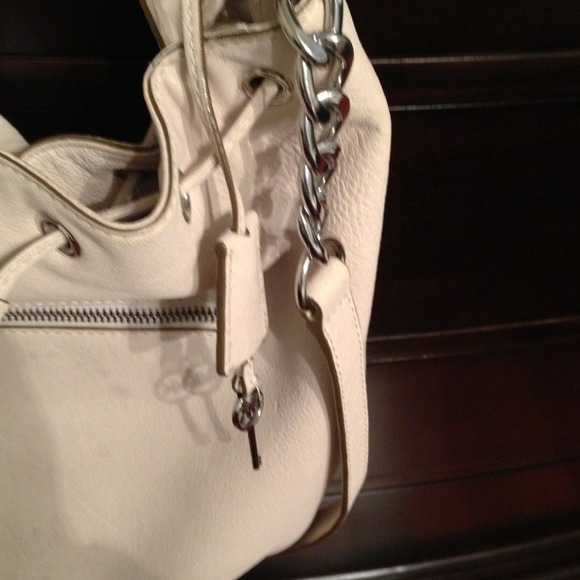 SOLD IN BUNDLE - Picture 3 of 3