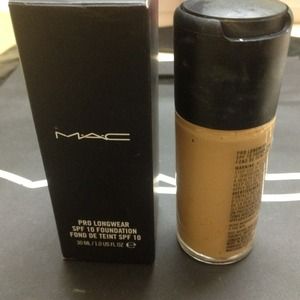 Authentic Used Mac Foundation