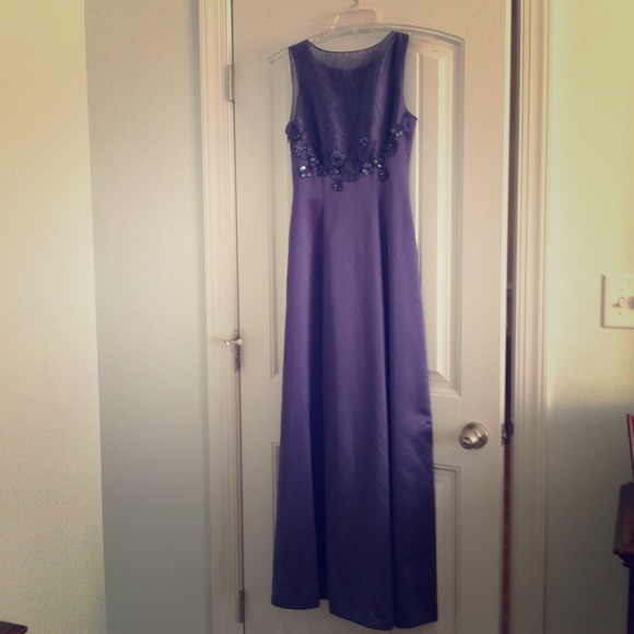 Size 4 Alex Evenings formal gown