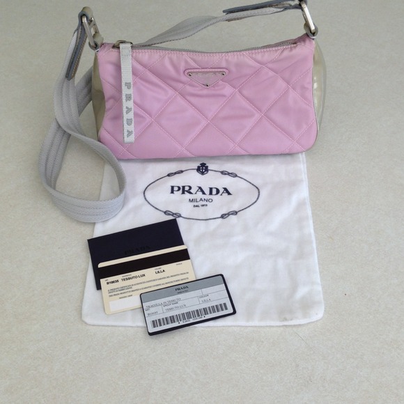 💜Authentic PRADA Nylon Bag💜