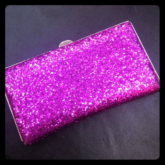 Pink shinny wallet