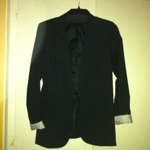 Black small boyfriend jacket