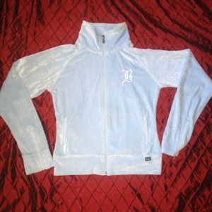 🎽BCBG Baby Blue Velour Zip Jacket🎽