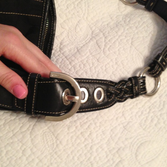 Authentic Coach purse - Picture 3 of 3
