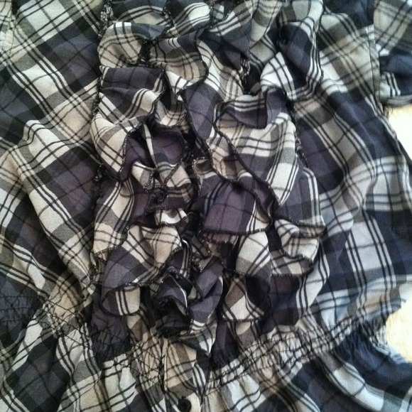 💥SOLD💥 Poetry Clothing Ruffle Top - Picture 2 of 3